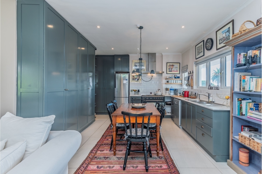 2 Bedroom Property for Sale in Kalk Bay Western Cape